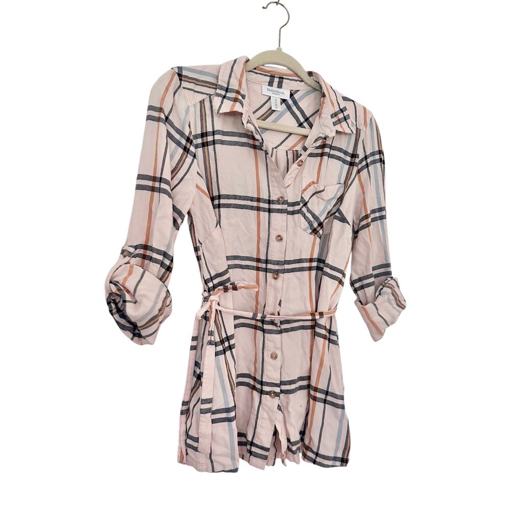 Motherhood maternity M pink flannel shirt collared roll 3/4 sleeve comfort plaid